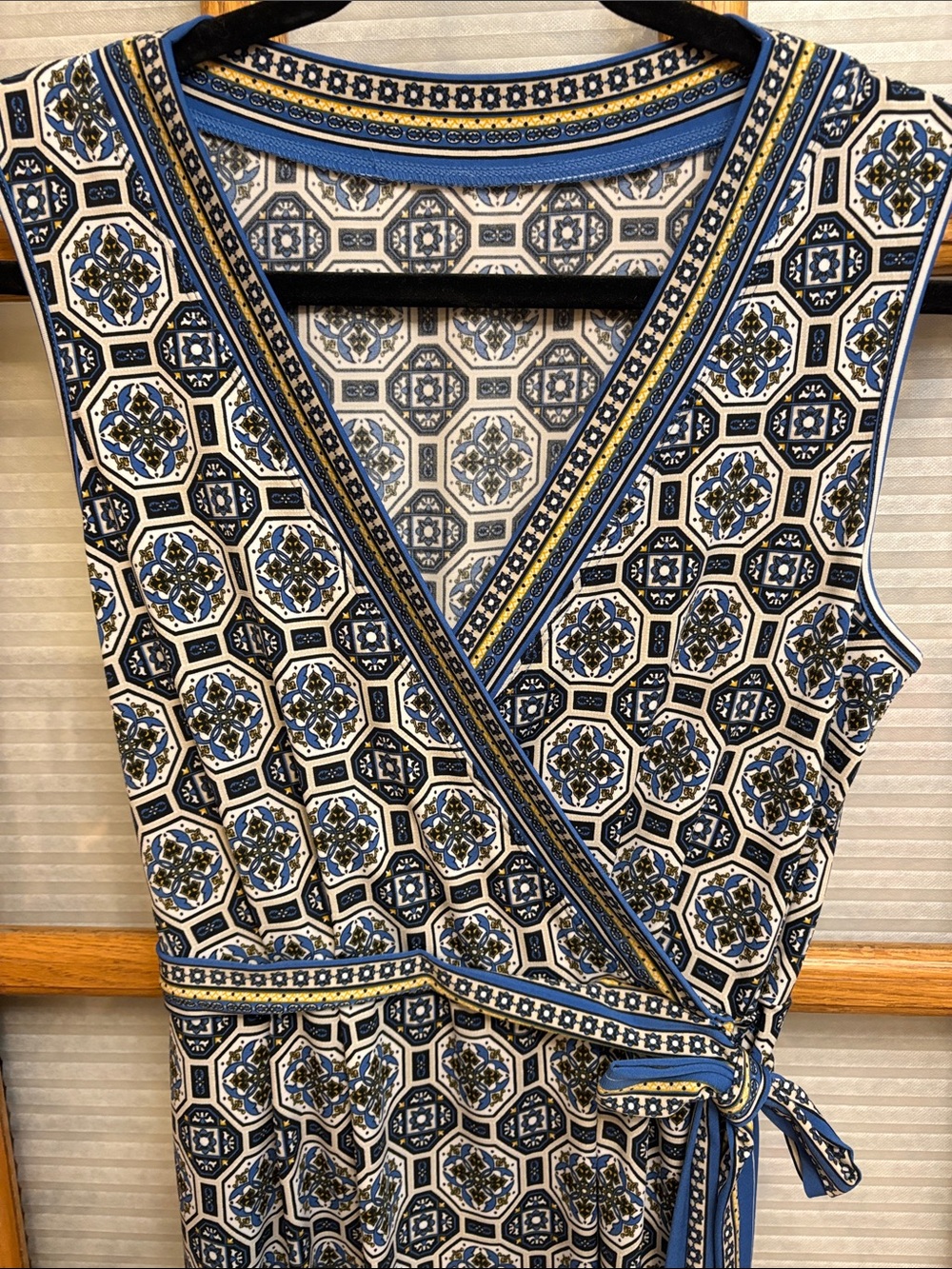 EUC Max Studio Blue and White Sleeveless Faux Wrap-Style Midi Dress - Picture 3 of 4